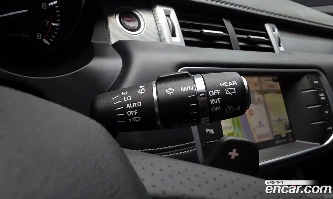 Land Rover Range-Rover Evoque 2012 2.0 Автомат в Москве № 213839, фото 4