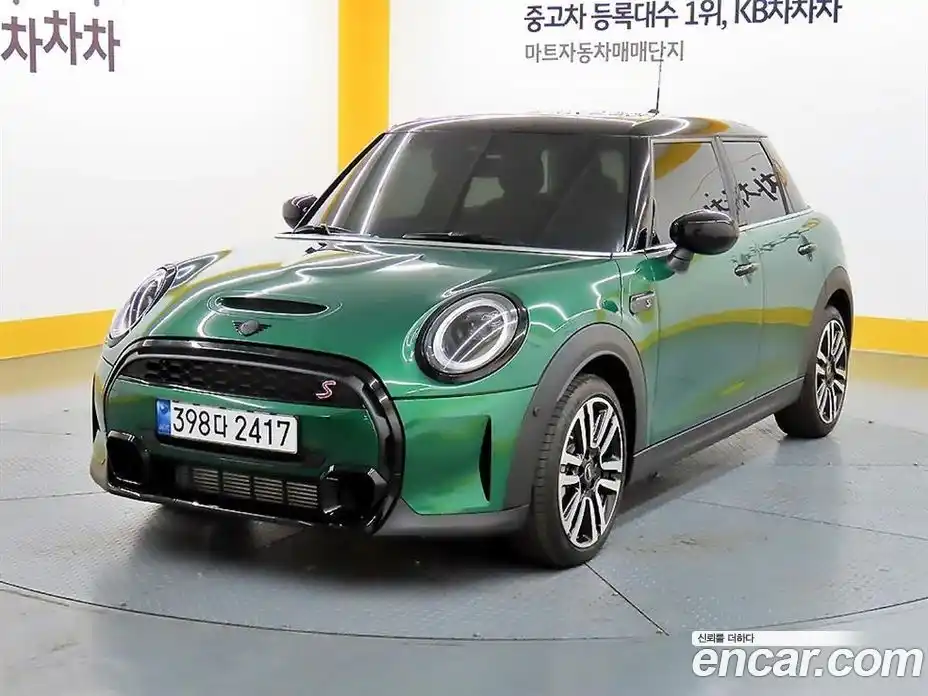 Mini Cooper 2024 2.0 Автомат в Москве № 214410, фото 11