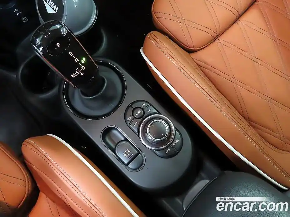 Mini Cooper 2024 2.0 Автомат в Москве № 214410, фото 13