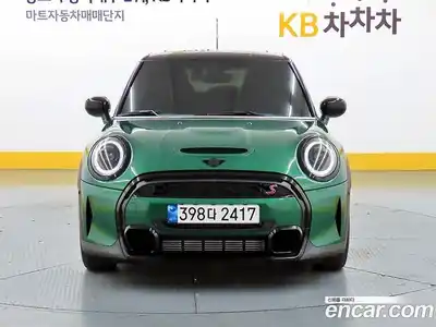 Mini Cooper 2024 2.0 Автомат в Москве № 214410, миниатюра 3