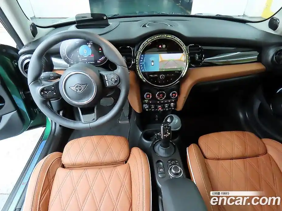 Mini Cooper 2024 2.0 Автомат в Москве № 214410, фото 4