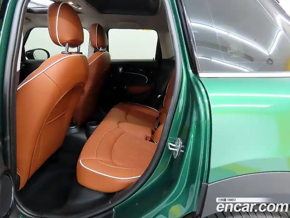 Mini Cooper 2024 2.0 Автомат в Москве № 214410, фото 8