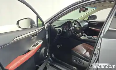 Lexus NX 2017 2.5 Автомат в Москве № 214690, миниатюра 3