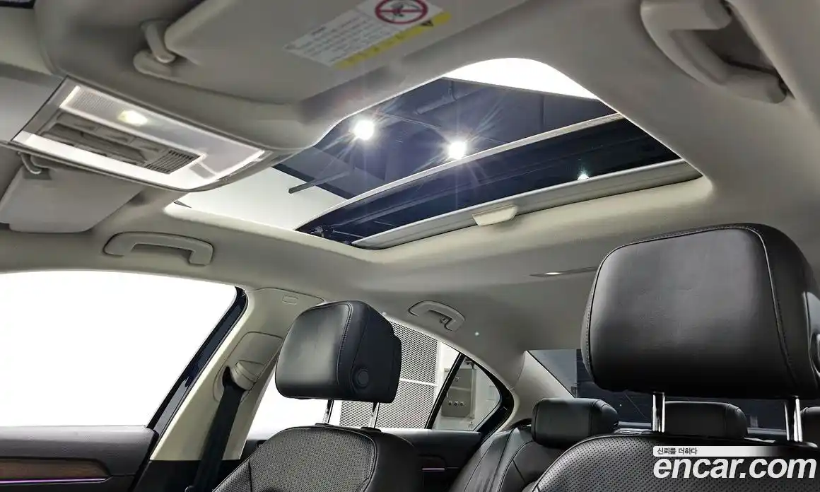 Volkswagen Passat 2018 2.0 Автомат в Москве № 215265, фото 2