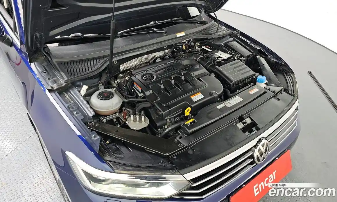 Volkswagen Passat 2018 2.0 Автомат в Москве № 215265, фото 9