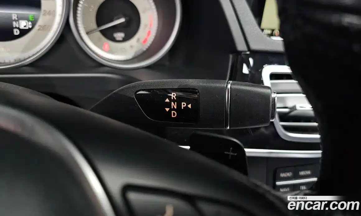 Mercedes-Benz E-Class 2016 3.5 Автомат в Москве № 225035, фото 19