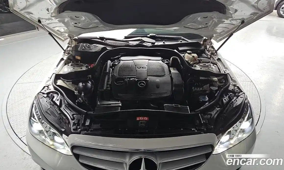 Mercedes-Benz E-Class 2016 3.5 Автомат в Москве № 225035, фото 7