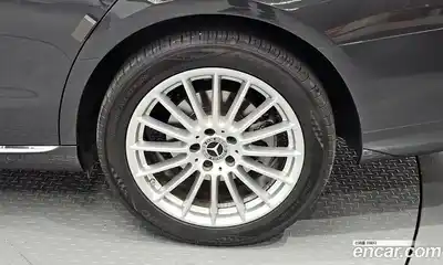 Mercedes-Benz E-Class, 2021