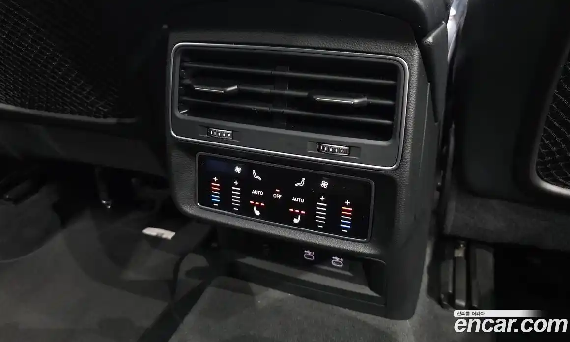 Audi Q7 2021 3.0 Автомат в Москве № 229724, фото 5