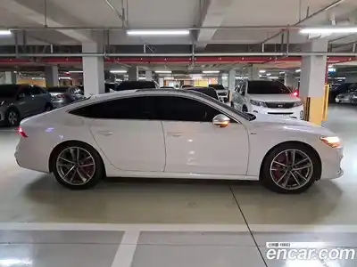 Audi A7, 2021