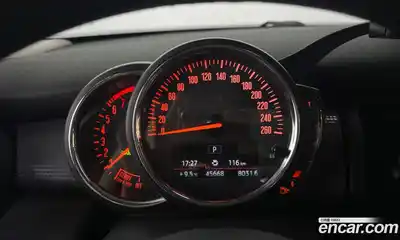 Mini Cooper 2019 1.5 Автомат в Москве № 231434, миниатюра 12