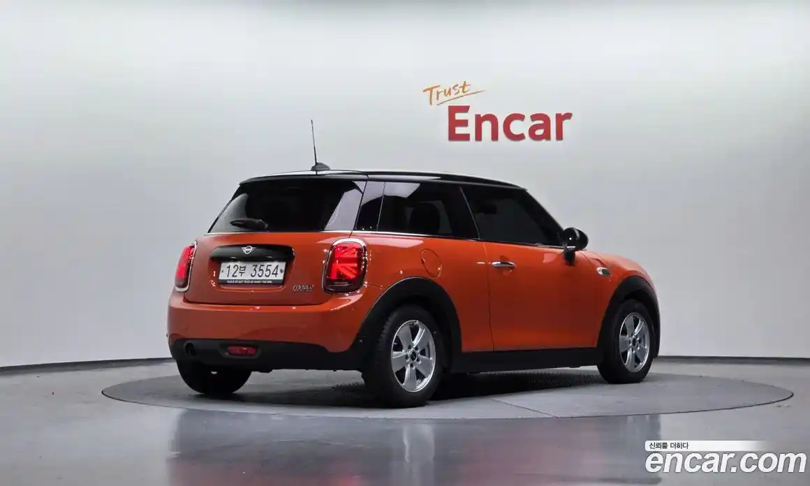 Mini Cooper 2019 1.5 Автомат в Москве № 231434, фото 9