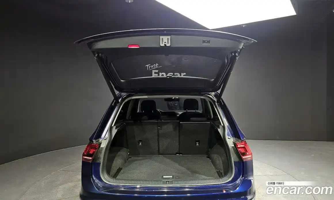 Volkswagen Tiguan 2020 2.0 Автомат в Москве № 232122, фото 15