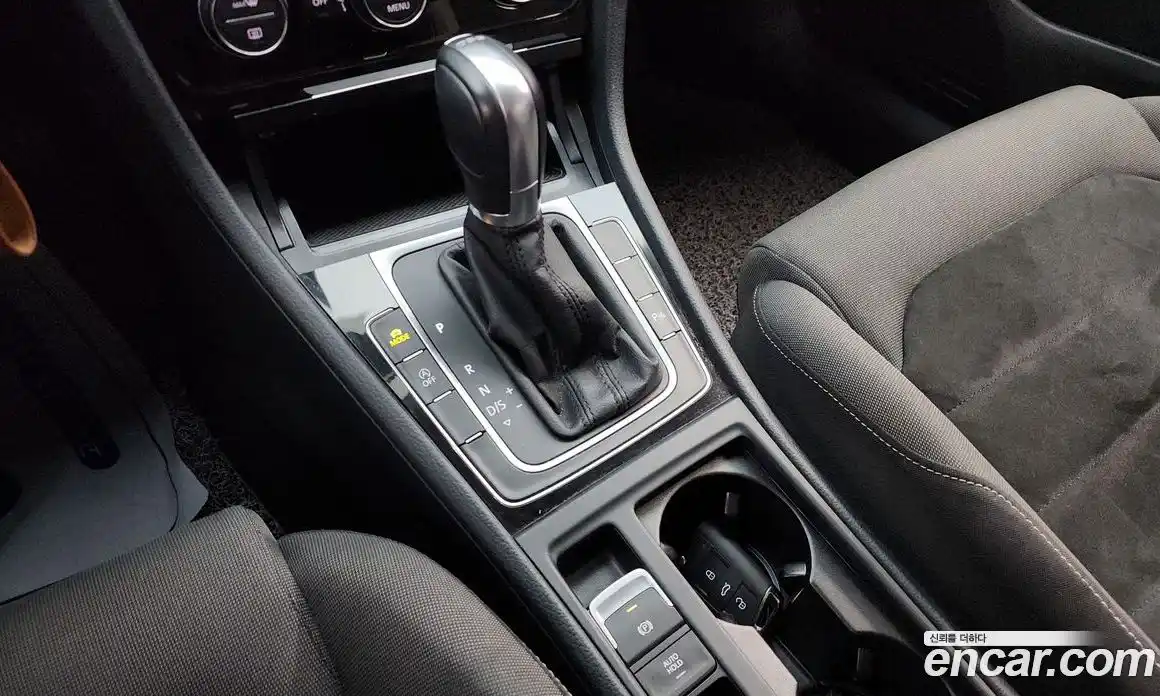 Volkswagen Golf 2016 2.0 Автомат в Москве № 232238, фото 7