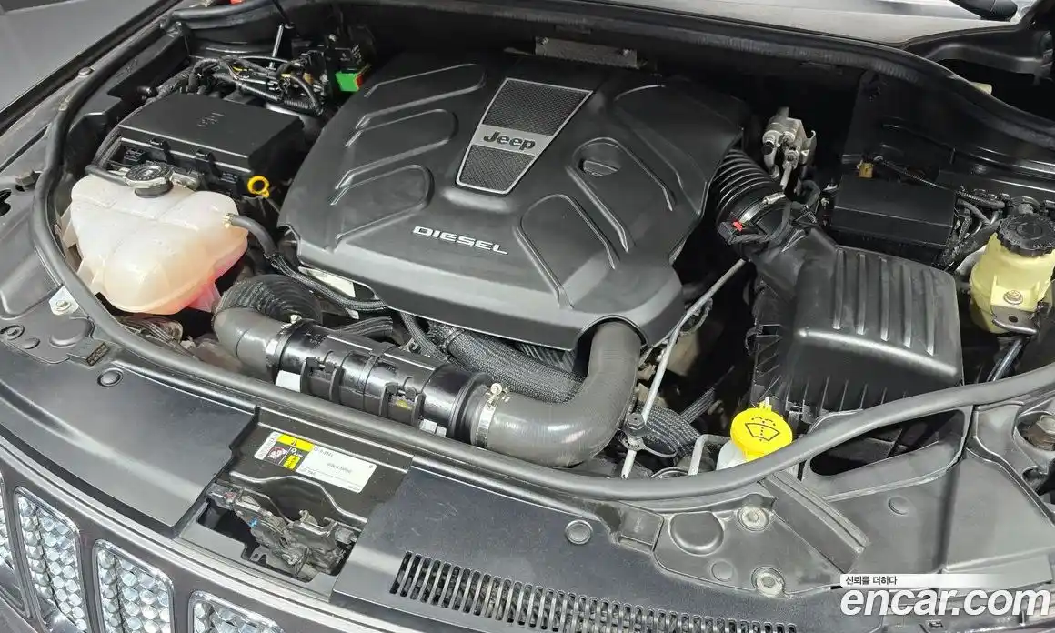 Jeep Cherokee 2015 3.0 Автомат в Москве № 232734, фото 17