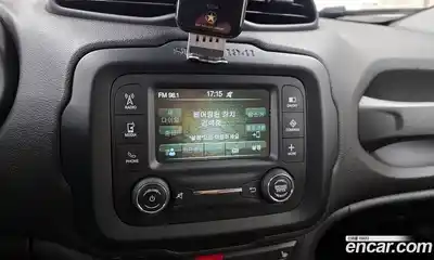 Jeep Renegade 2015 2.4 Автомат в Москве № 232776, миниатюра 12