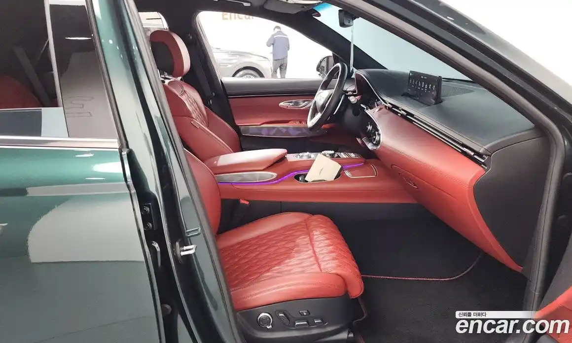 Genesis GV70 2023 2.5 Автомат в Москве № 27004, фото 9