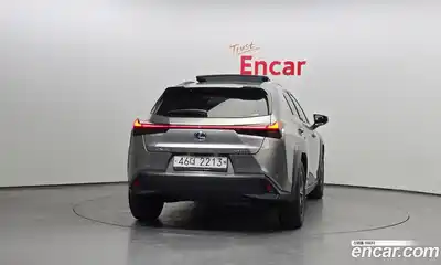Lexus UX 2019 2.0 Автомат в Москве № 272322, миниатюра 7