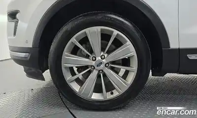 Ford Explorer 2018 2.3 Автомат в Москве № 273395, миниатюра 4