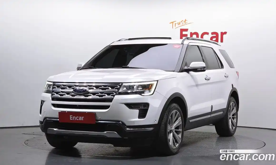 Ford Explorer 2018 2.3 Автомат в Москве № 273395, фото 6