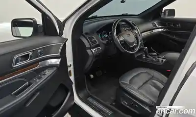 Ford Explorer 2018 2.3 Автомат в Москве № 273395, миниатюра 9