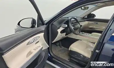 Genesis GV70 2021 2.5 Автомат в Москве № 27680, миниатюра 2