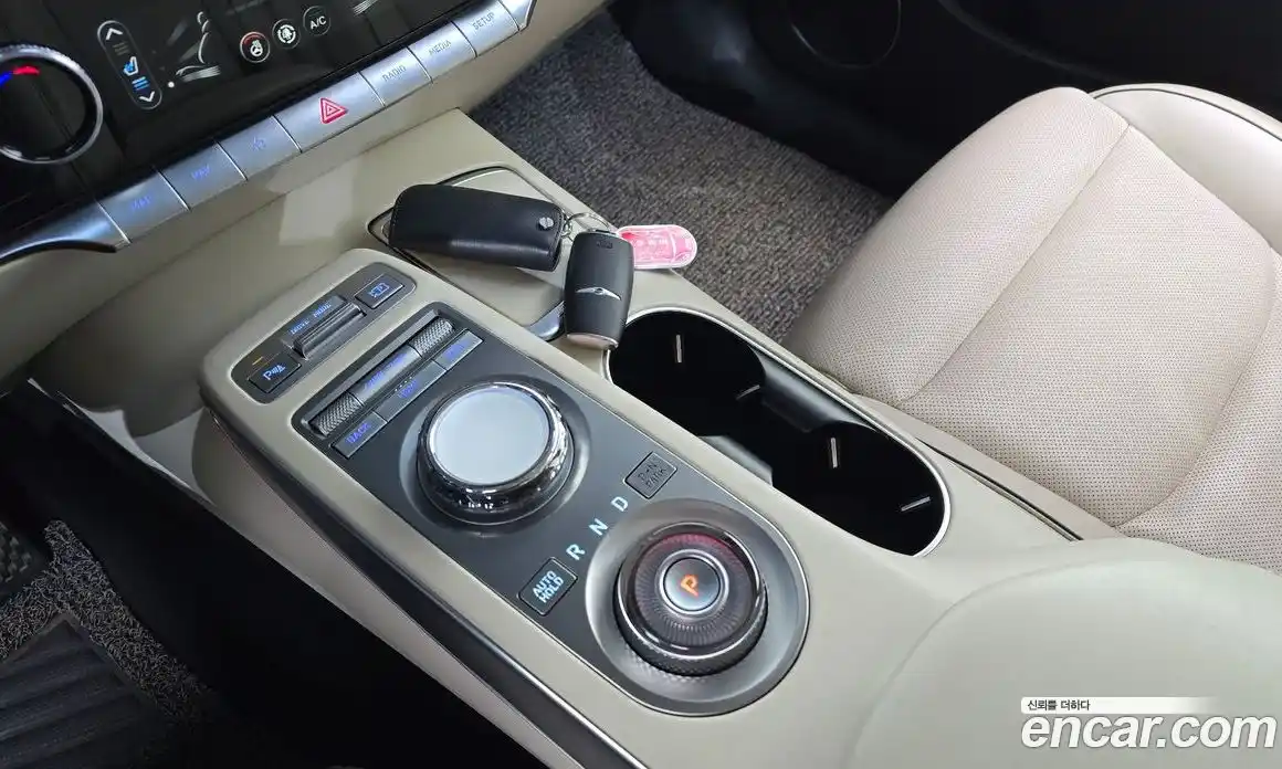 Genesis GV70 2021 2.5 Автомат в Москве № 27680, фото 10