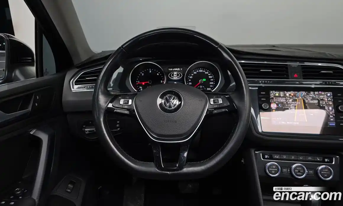 Volkswagen Tiguan 2020 2.0 Автомат в Москве № 277081, фото 13