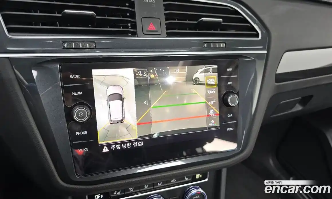 Volkswagen Tiguan 2020 2.0 Автомат в Москве № 277081, фото 17