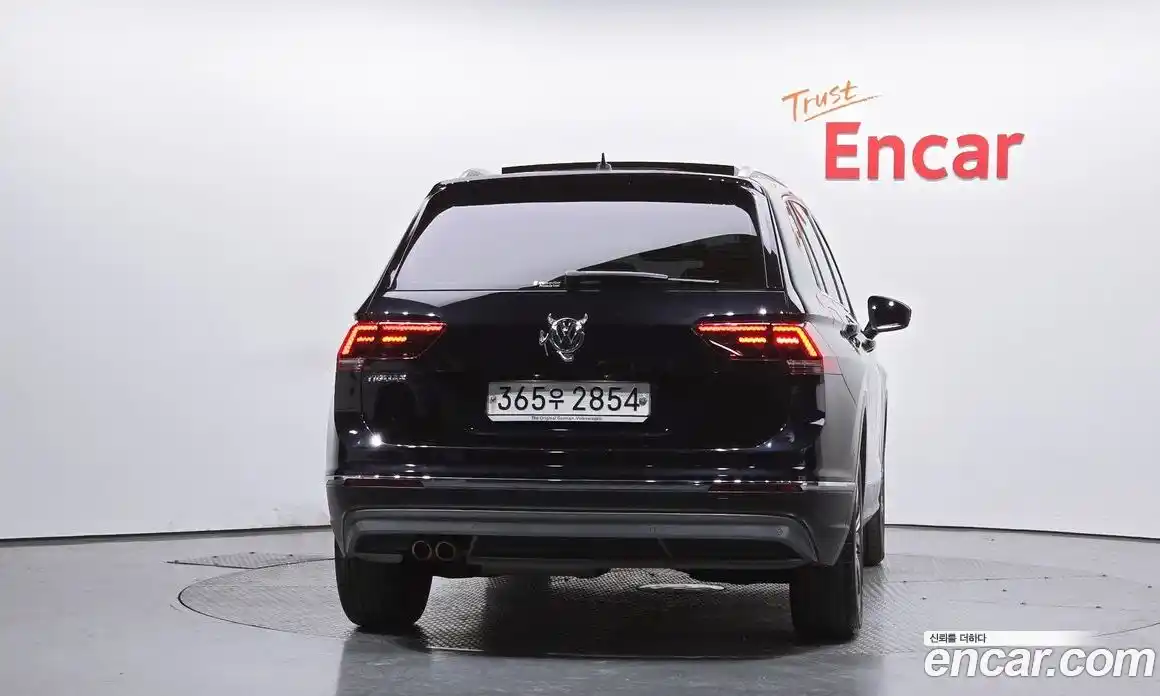 Volkswagen Tiguan 2020 2.0 Автомат в Москве № 277081, фото 18