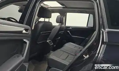 Volkswagen Tiguan 2020 2.0 Автомат в Москве № 277081, миниатюра 9