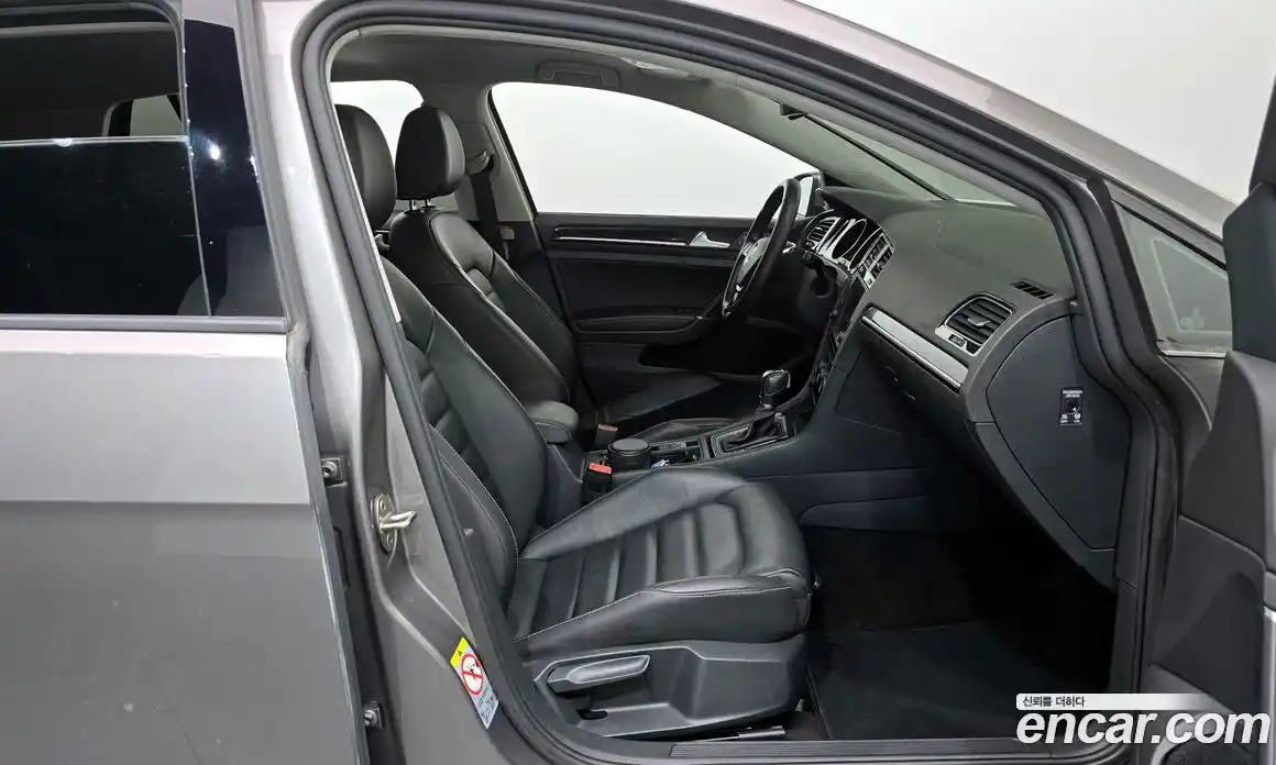 Volkswagen Golf 2016 1.4 Автомат в Москве № 277436, фото 6