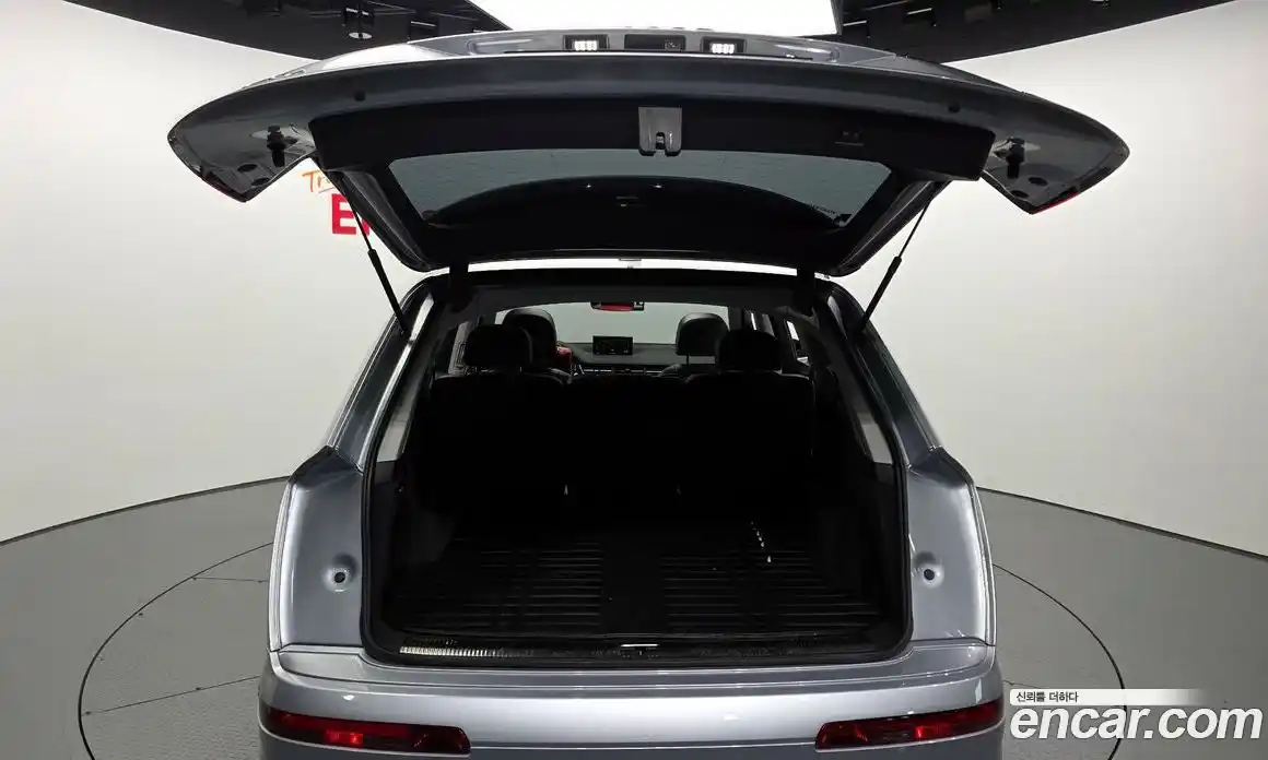 Audi Q7 2016 3.0 Автомат в Москве № 293140, фото 17