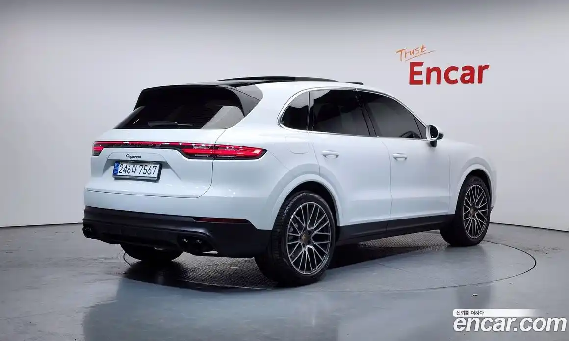 Porsche Cayenne 2019 3.0 Автомат в Москве № 294142, фото 16