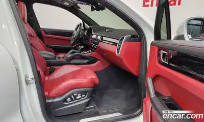 Porsche Cayenne 2019 3.0 Автомат в Москве № 294142, миниатюра 9