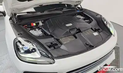 Porsche Cayenne 2019 3.0 Автомат в Москве № 294142, миниатюра 10