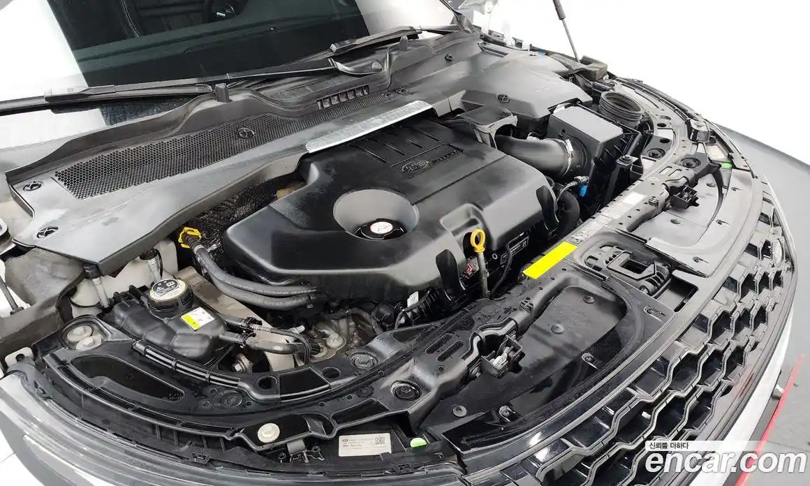 Land Rover Range-Rover Evoque 2020 2.0 Автомат в Москве № 298315, фото 11