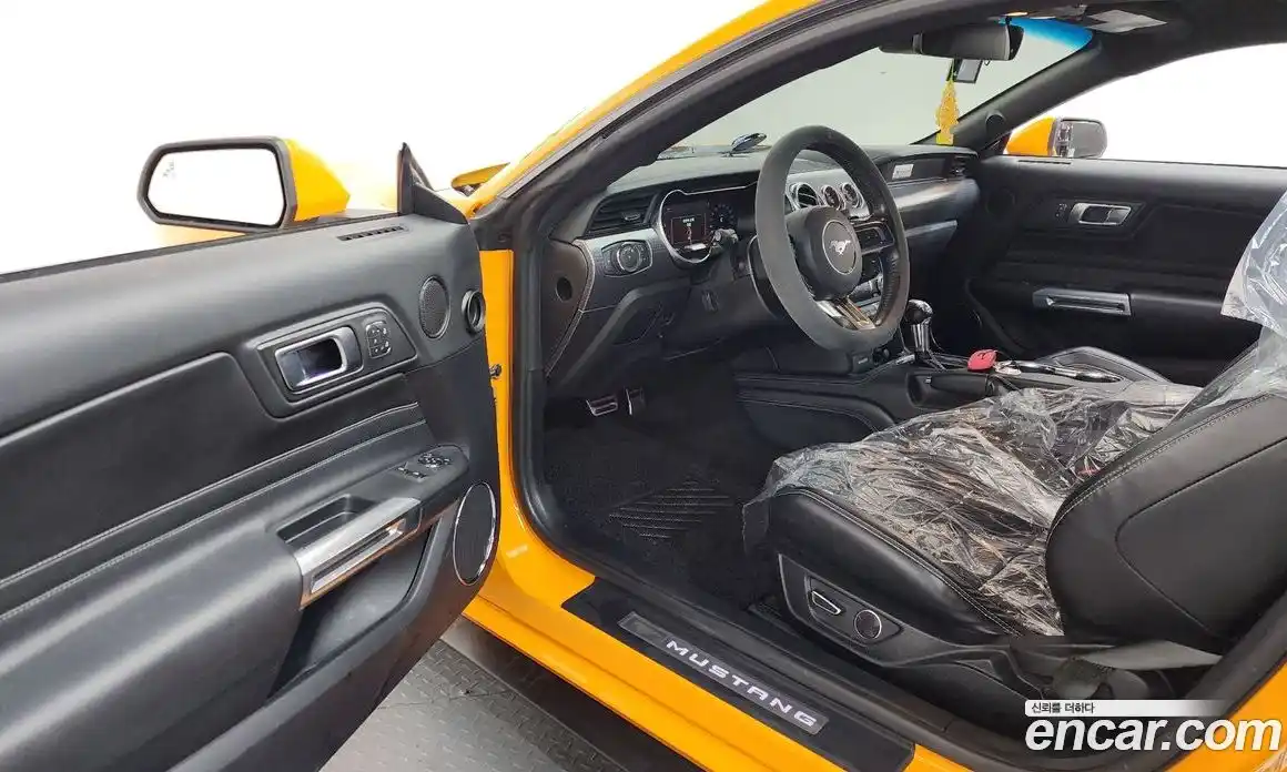 Ford Mustang 2018 2.3 Автомат в Москве № 303268, фото 10