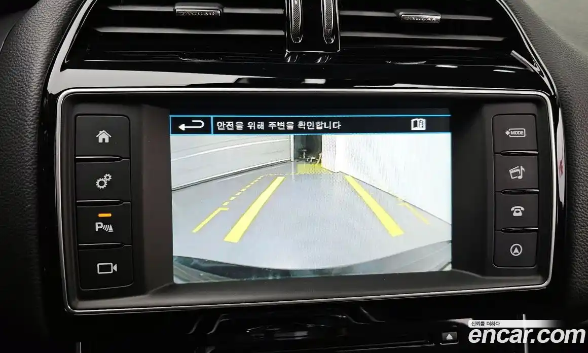 Jaguar XE 2016 2.0 Автомат в Москве № 309033, фото 3