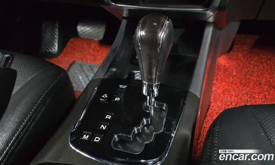 SsangYong Korando 2015 2.0 Автомат в Москве № 31646, фото 12