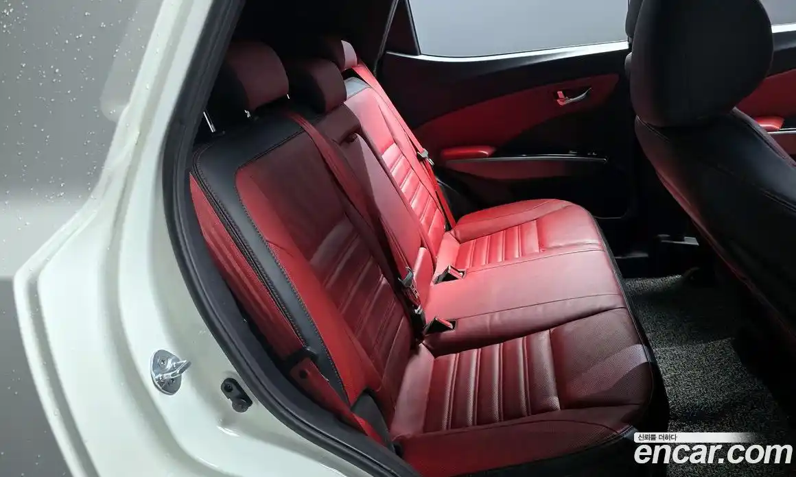 SsangYong TIBOLI 2017 1.6 Автомат в Москве № 32165, фото 6