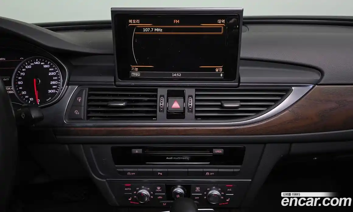 Audi A6 2016 2.0 Автомат в Москве № 325659, фото 14