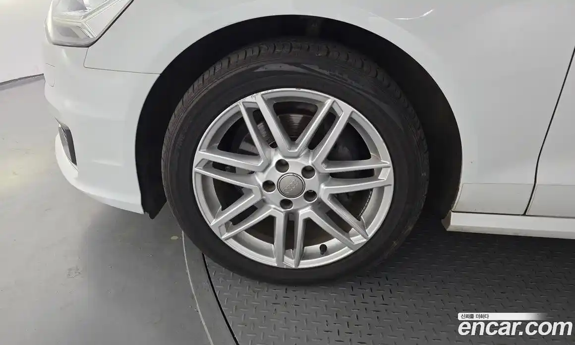 Audi A6 2016 2.0 Автомат в Москве № 325659, фото 17