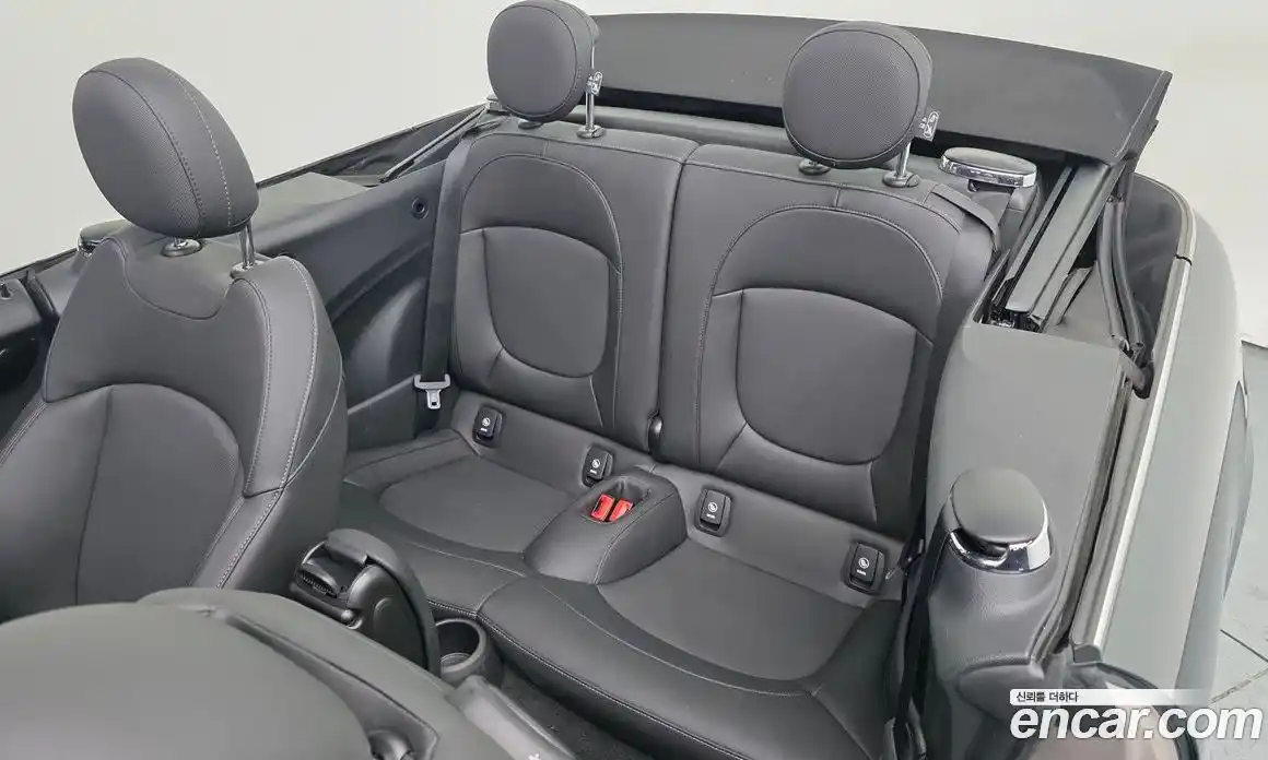 Mini Cooper Convertible 2024 1.5 Автомат в Москве № 328762, фото 5