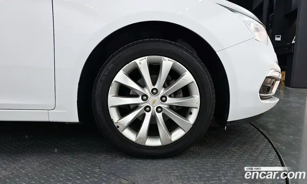 Chevrolet Cruze 2015 1.4 Автомат в Москве № 332274, фото 2