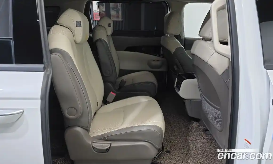 Kia Canival 2024 2.2 Автомат в Москве № 337712, фото 14