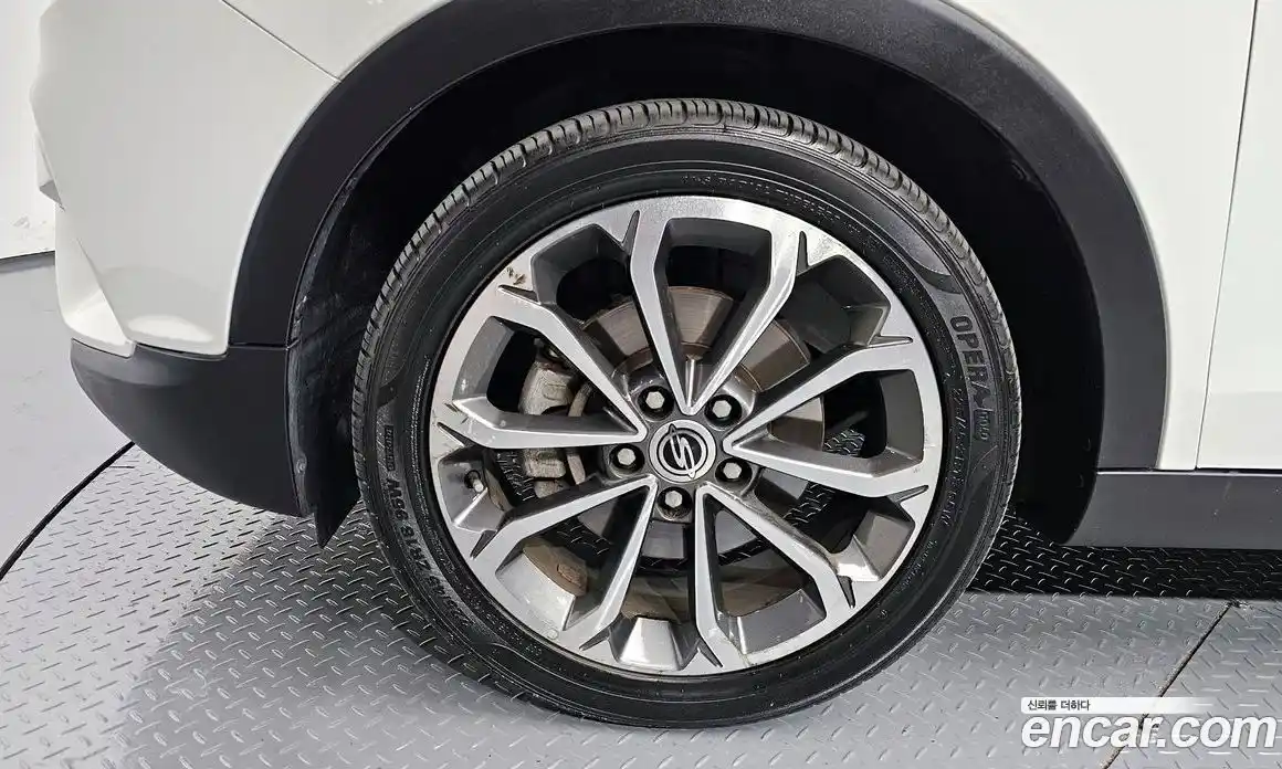 SsangYong TIBOLI 2017 1.6 Автомат в Москве № 34326, фото 4