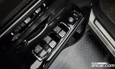 SsangYong Korando 2023 1.5 Автомат в Москве № 36417, миниатюра 5