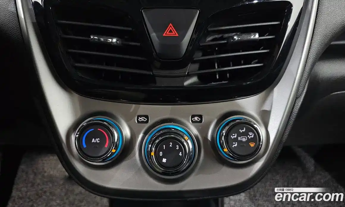 Chevrolet Spark 2017 1.0 Автомат в Москве № 37471, фото 14