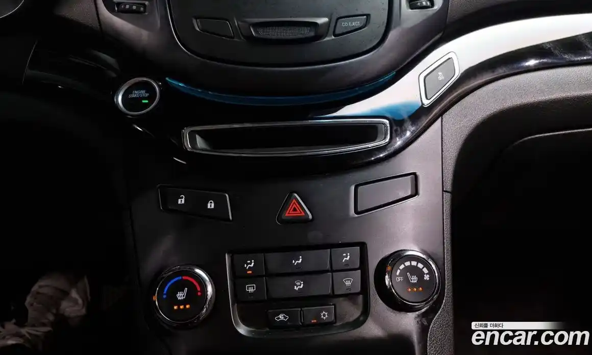 Chevrolet Orlando 2013 2.0 Автомат в Москве № 40109, фото 6